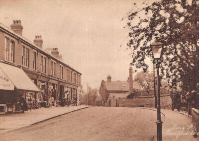 Stanford Le Hope - High Street