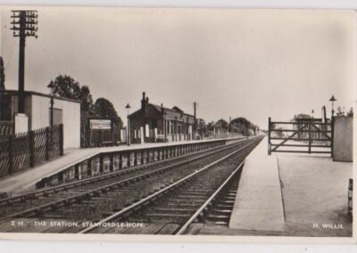 Stanford Le Hope - Train Station Early